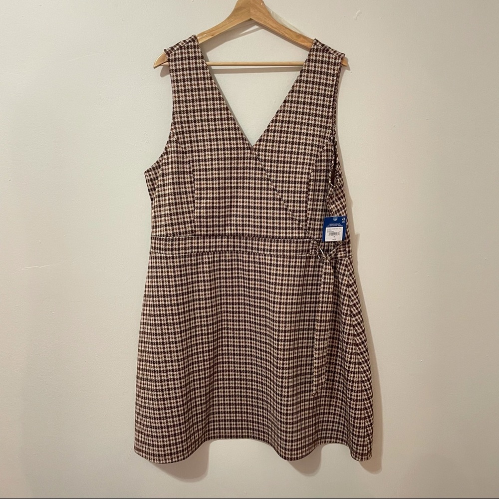 Arizona Houndstooth Wrap Dress with Belt